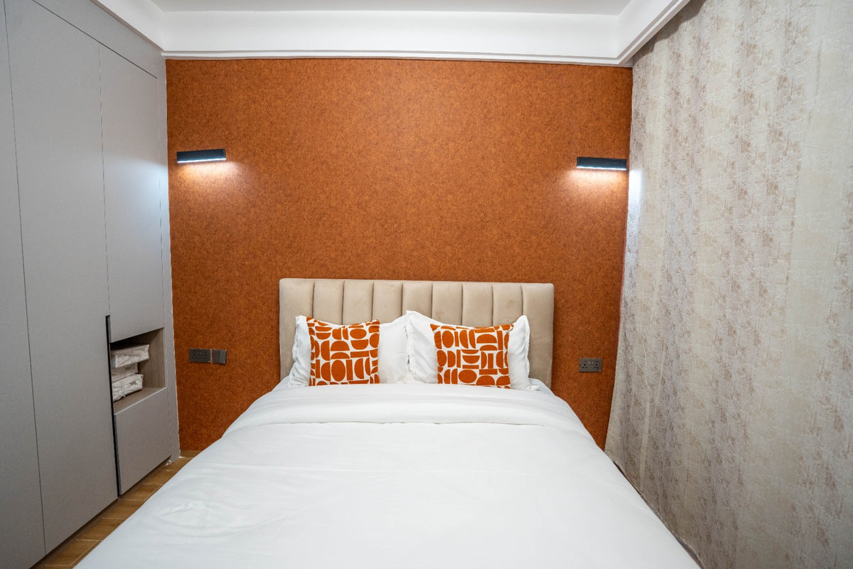 Spacious Three bedroom apartment | Balcony Pool and Gym