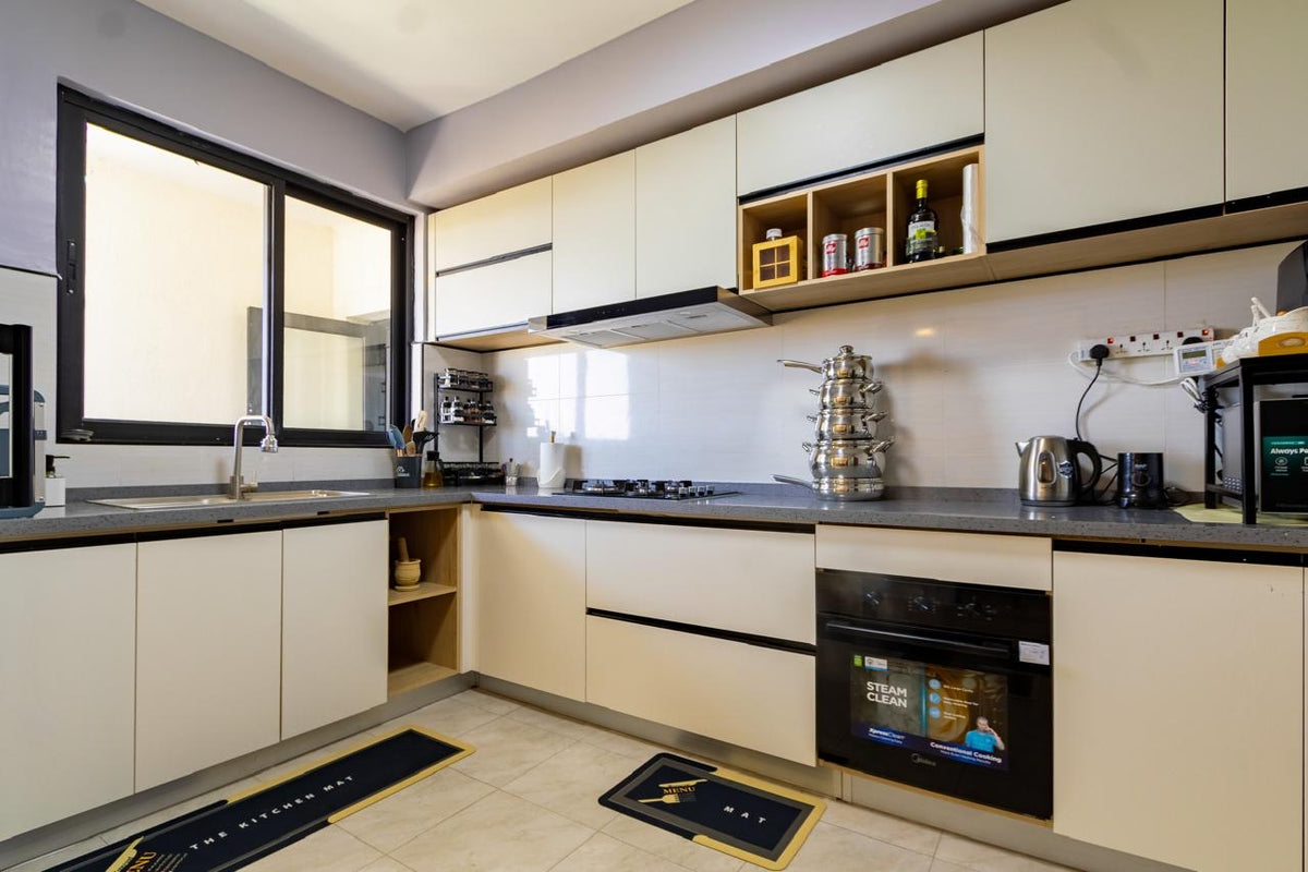 Three bedroom in Apple tree apartments near JKIA and SGR