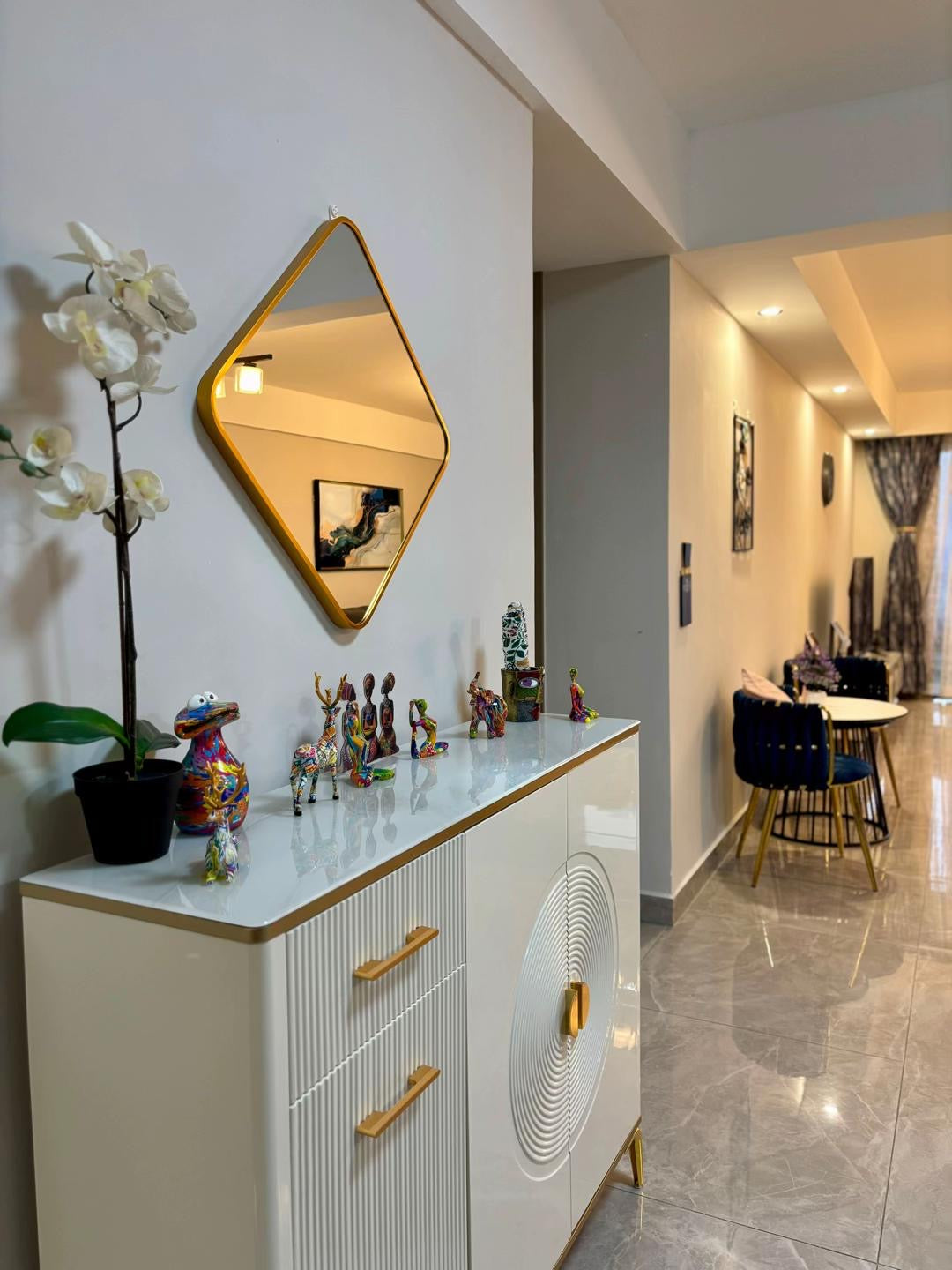 Three Bedrooms Spacious At The Edge Of Nairobi National Park