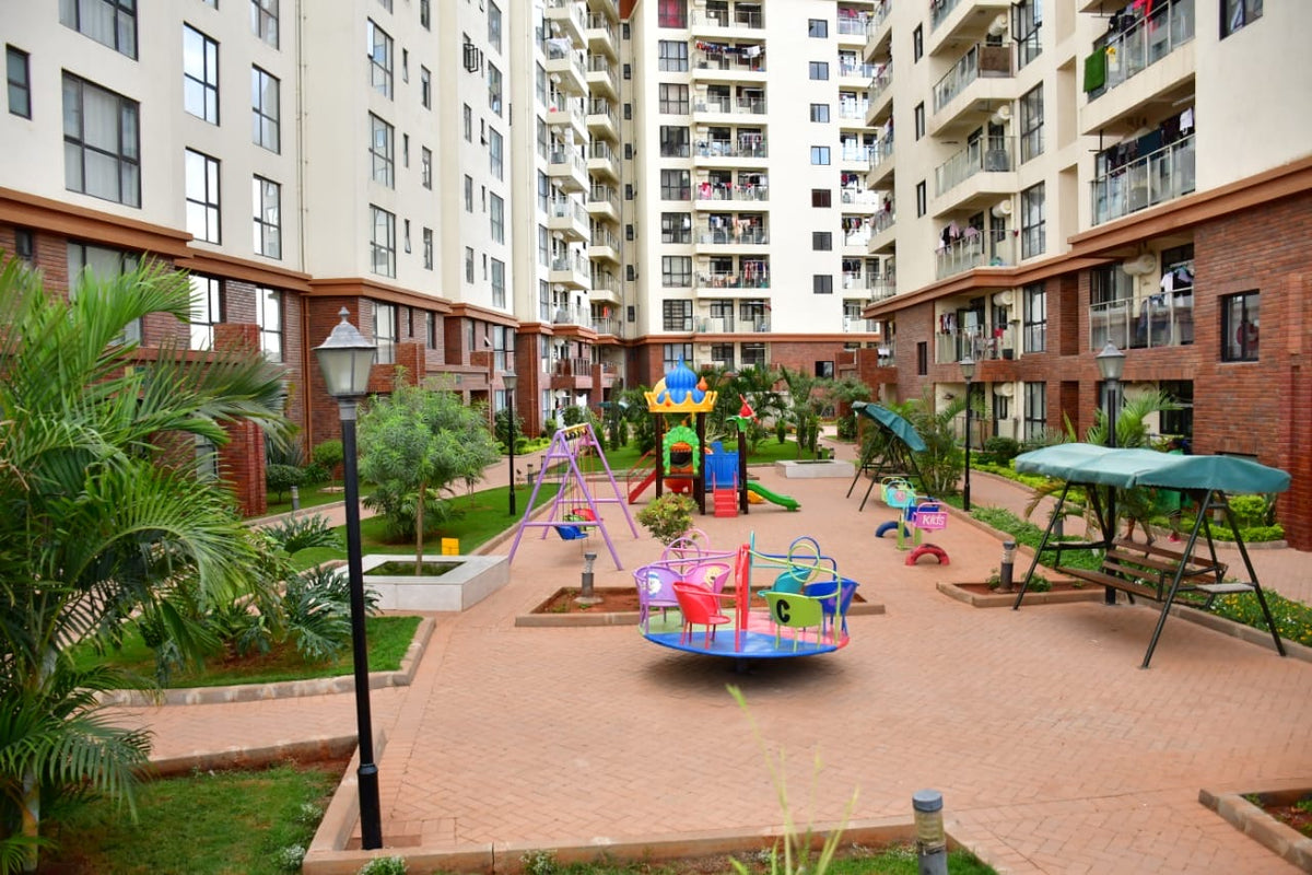 Three Bedrooms Spacious At The Edge Of Nairobi National Park