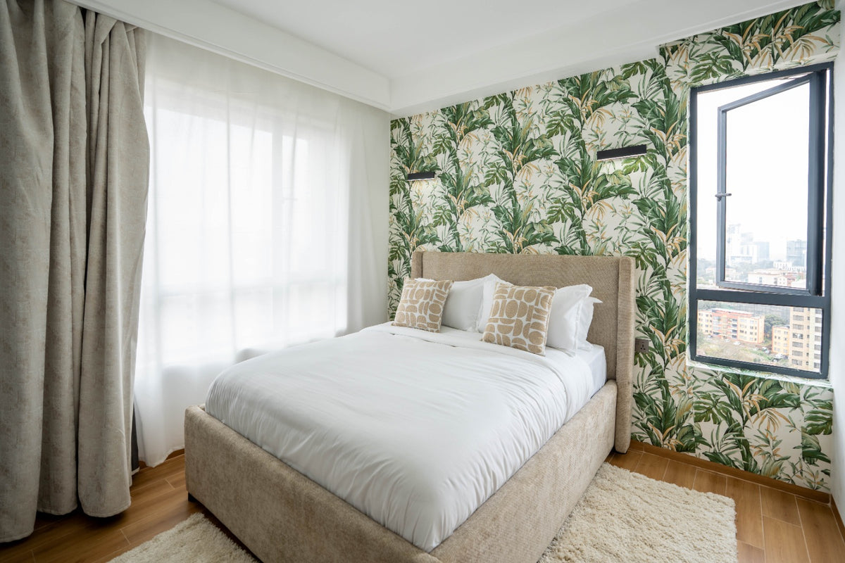Spacious Three bedroom apartment | Balcony Pool and Gym